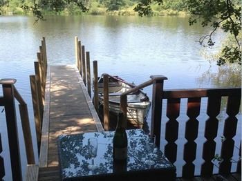Cleveley Mere Luxury Waterside Lodges Scorton  外观 照片