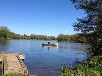 Cleveley Mere Luxury Waterside Lodges Scorton  外观 照片